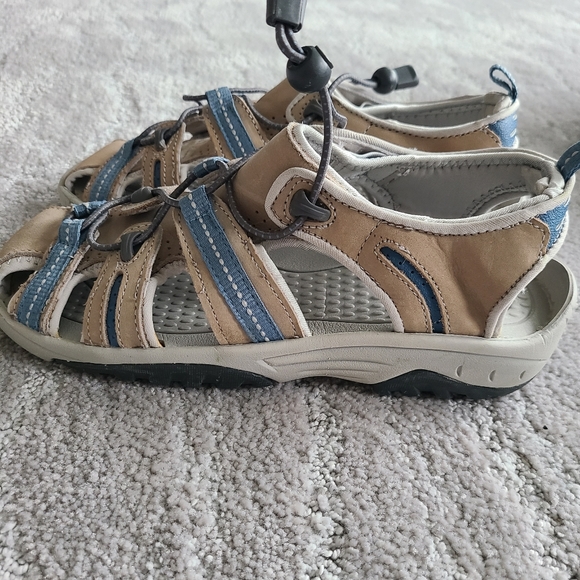 Size 7 Alpine design sandals - Picture 4 of 5